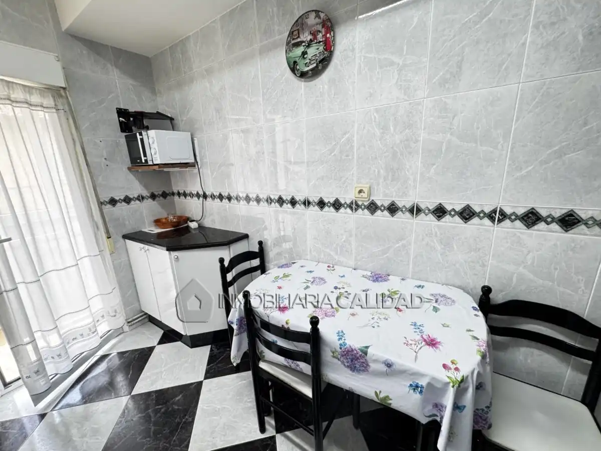 Kitchen of Flat for rent in Burgos  with Heating, Terrace and Furnished