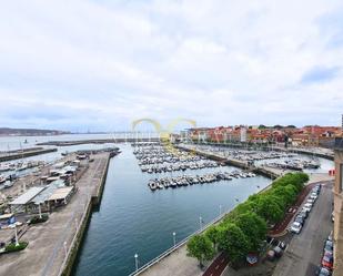 Terrassa de Pis en venda en Gijón  amb Calefacció, Terrassa i Traster