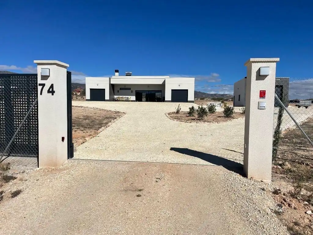 Villa avec piscine à vendre à El Pinós / Pinoso, imagen 3
