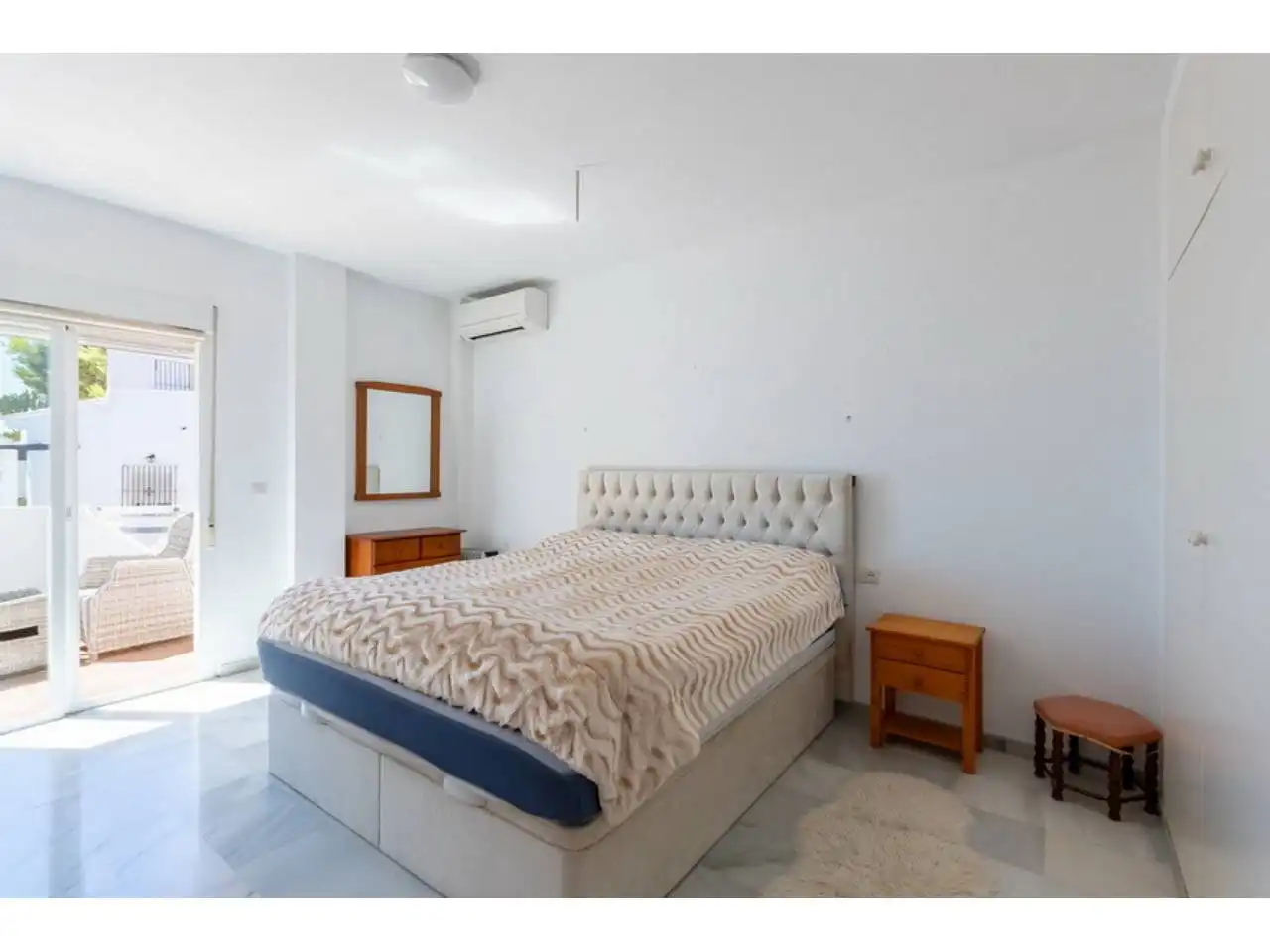 Bedroom of Houses for sale in Almuñécar  with Air Conditioner, Private garden and Terrace