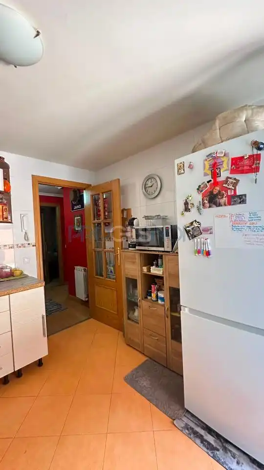 Cocina de Piso en venta en San Andrés del Rabanedo con Calefacción, Terraza y Trastero