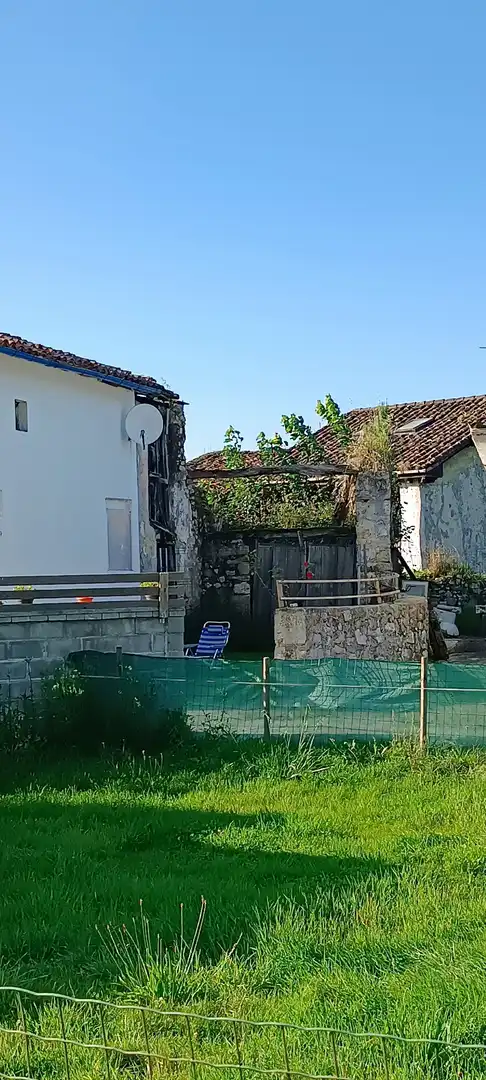 Piscina de Finca rústica en venta en Llanes