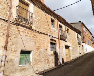 Vista exterior de Casa o xalet en venda en Santa María del Campo amb Calefacció, Jardí privat i Moblat