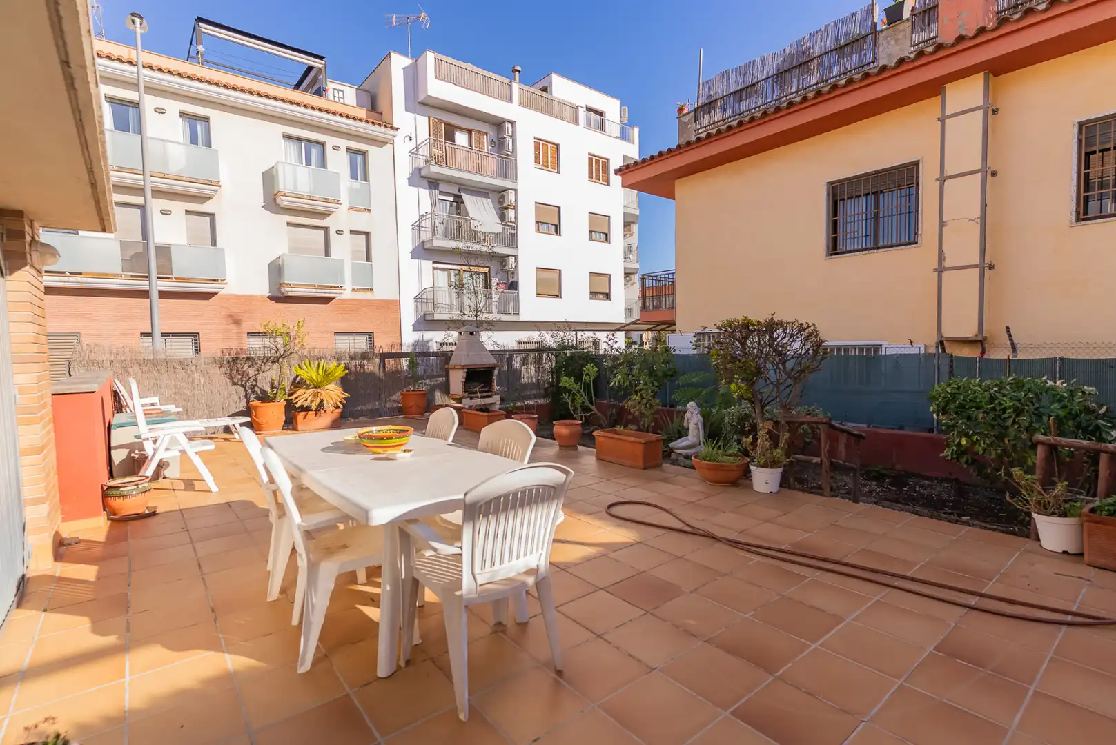 Casa pareada con jardín en venta en Carrer Illes Canàries, imagen 11