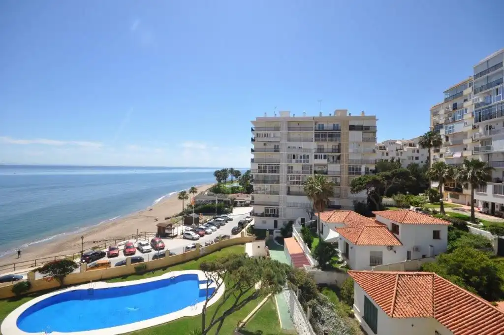 Apartament amb piscina en venda a Calahonda, imagen 32