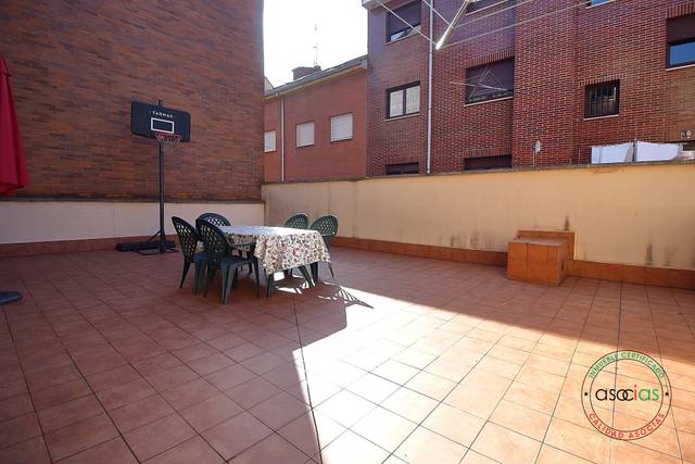 Piso en Venta en Gijón - Niño Jesus, 40 en Llano