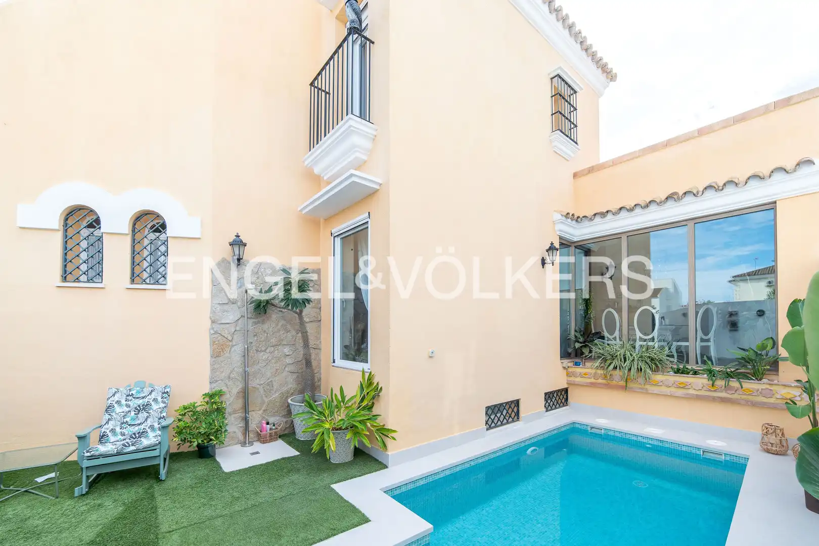 Exterior view of Country homes for sale in San Fernando  with Heating, Private garden and Swimming Pool
