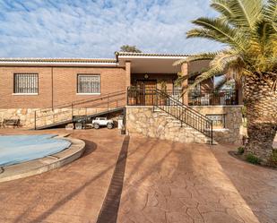 Vista exterior de Casa o xalet en venda en Brunete amb Aire condicionat, Calefacció i Piscina