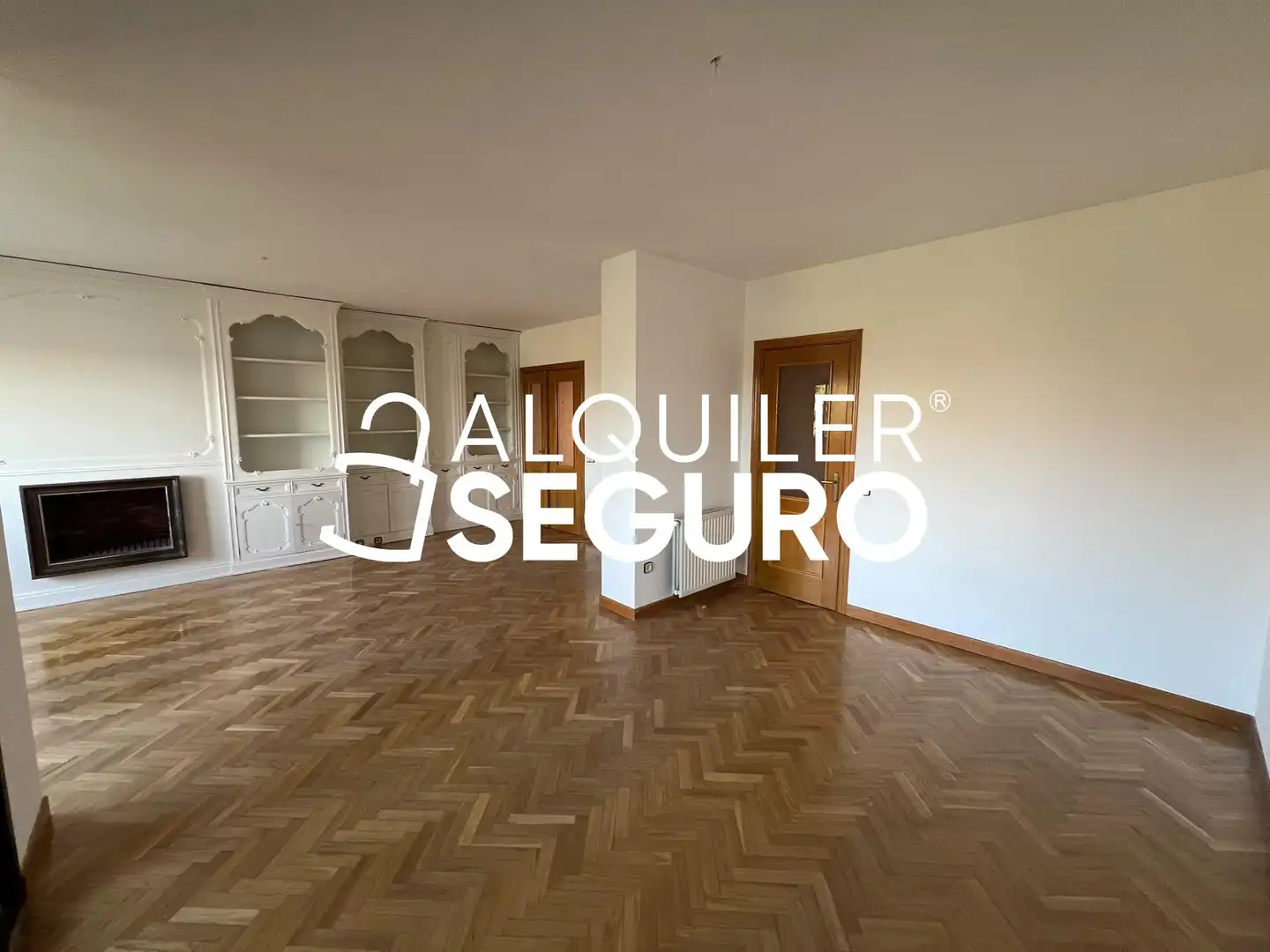 Sala de estar de Piso de alquiler en Fuencarral - El Pardo