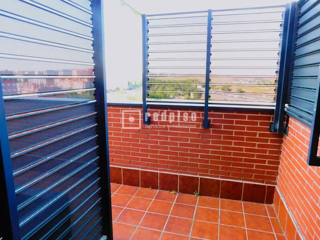 Terraza de Piso de alquiler en Madrid con Aire acondicionado, Calefacción y Jardín privado