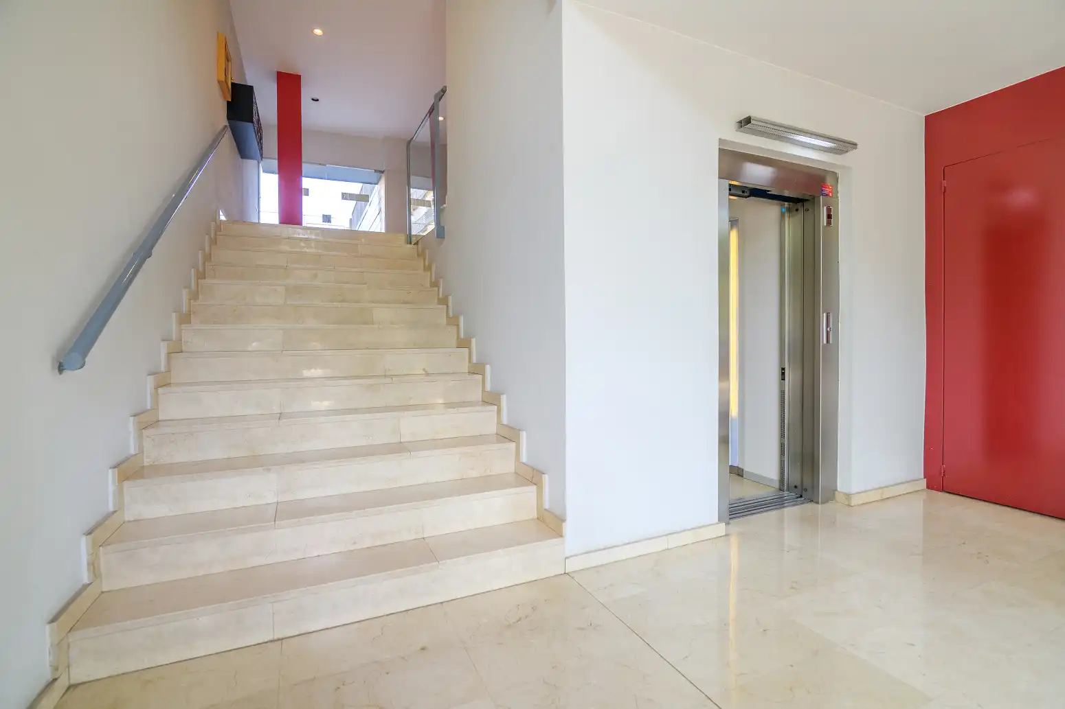 Piso en venta en Viladecans con Calefacción, Jardín privado y Parquet