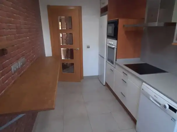 Cocina de Piso en venta en Vilanova i la Geltrú con Aire acondicionado, Terraza y Balcón
