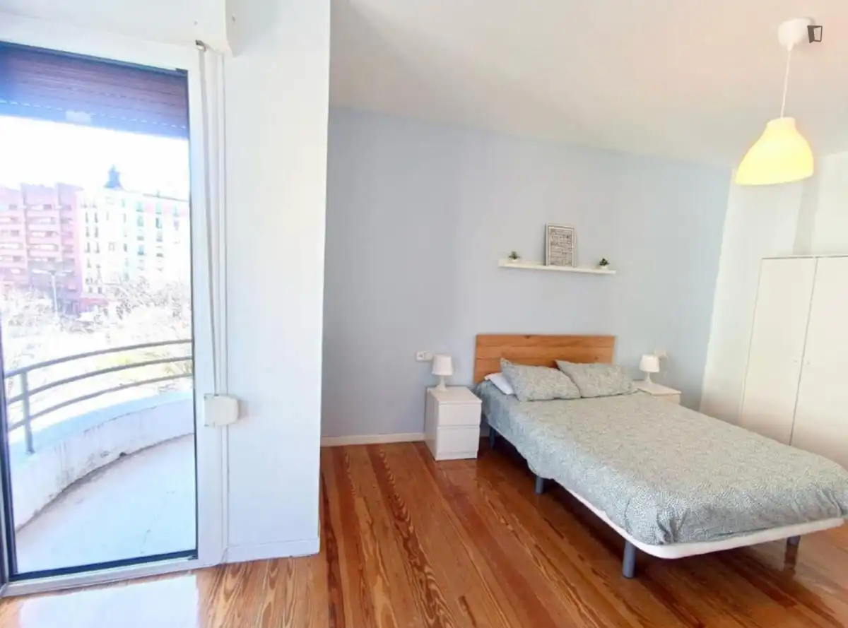 Habitación en 1º Ensanche