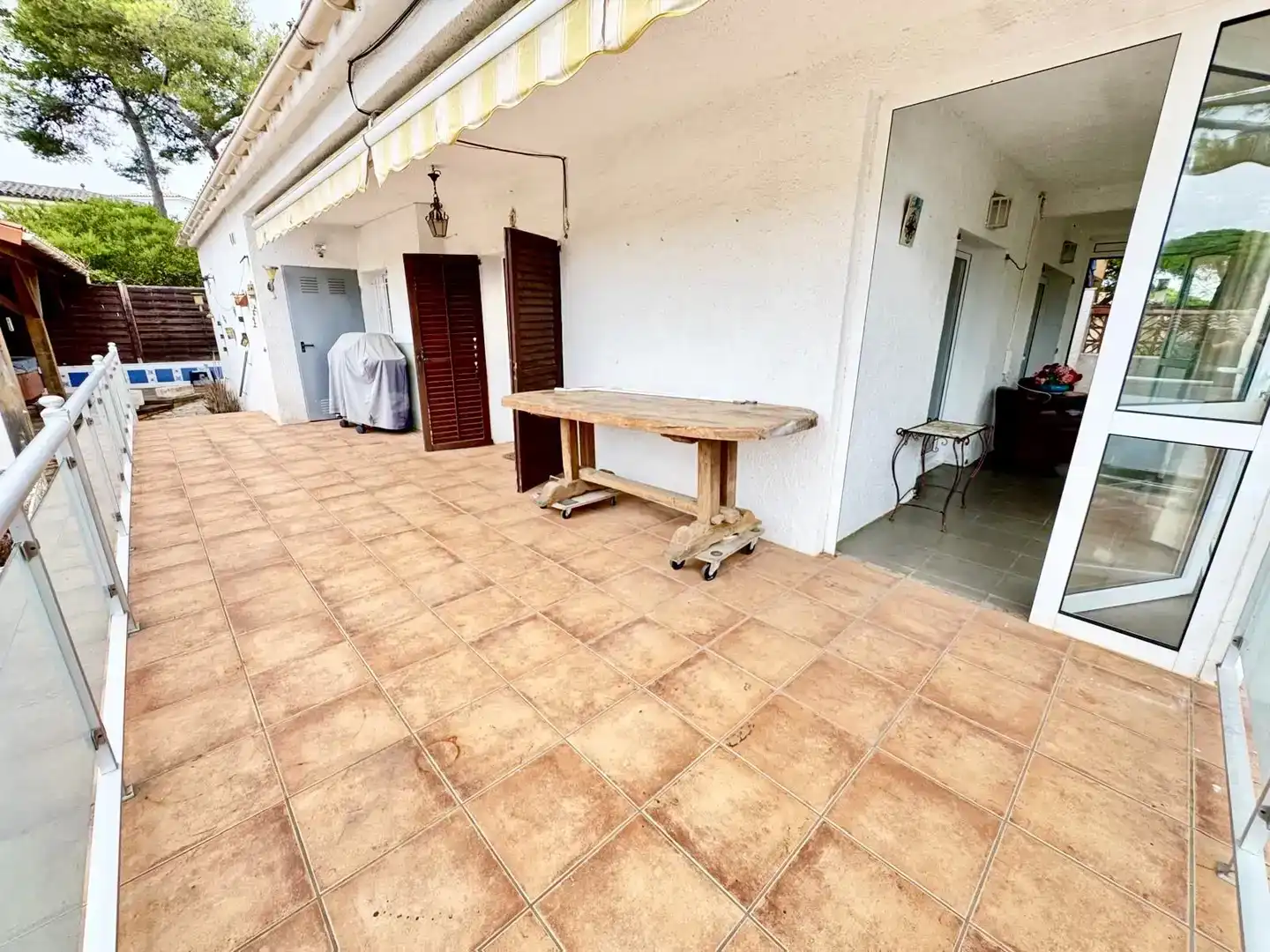 Terraza de Casa o chalet en venta en L'Escala con Balcón