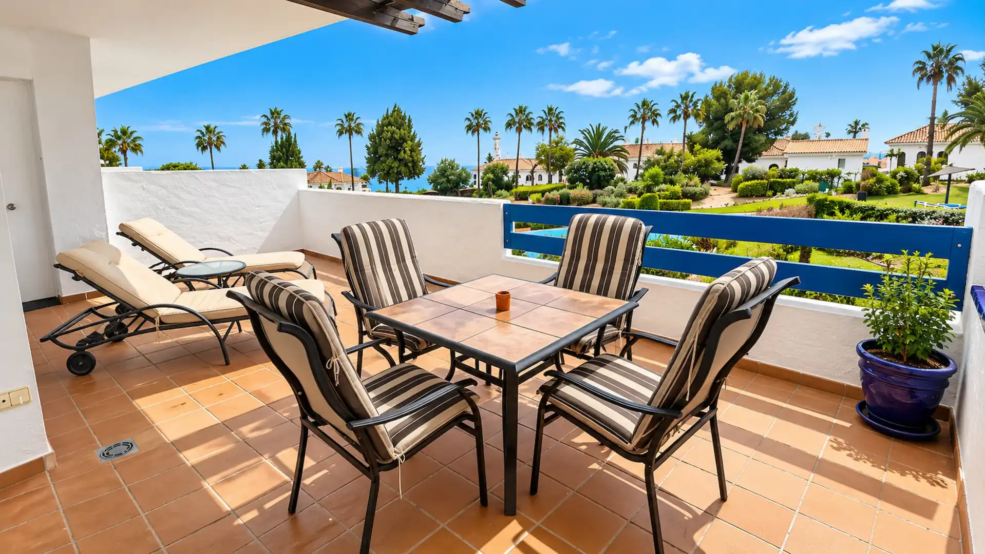 Mini appartamento con piscina in vendita a La Duquesa, imagen 3