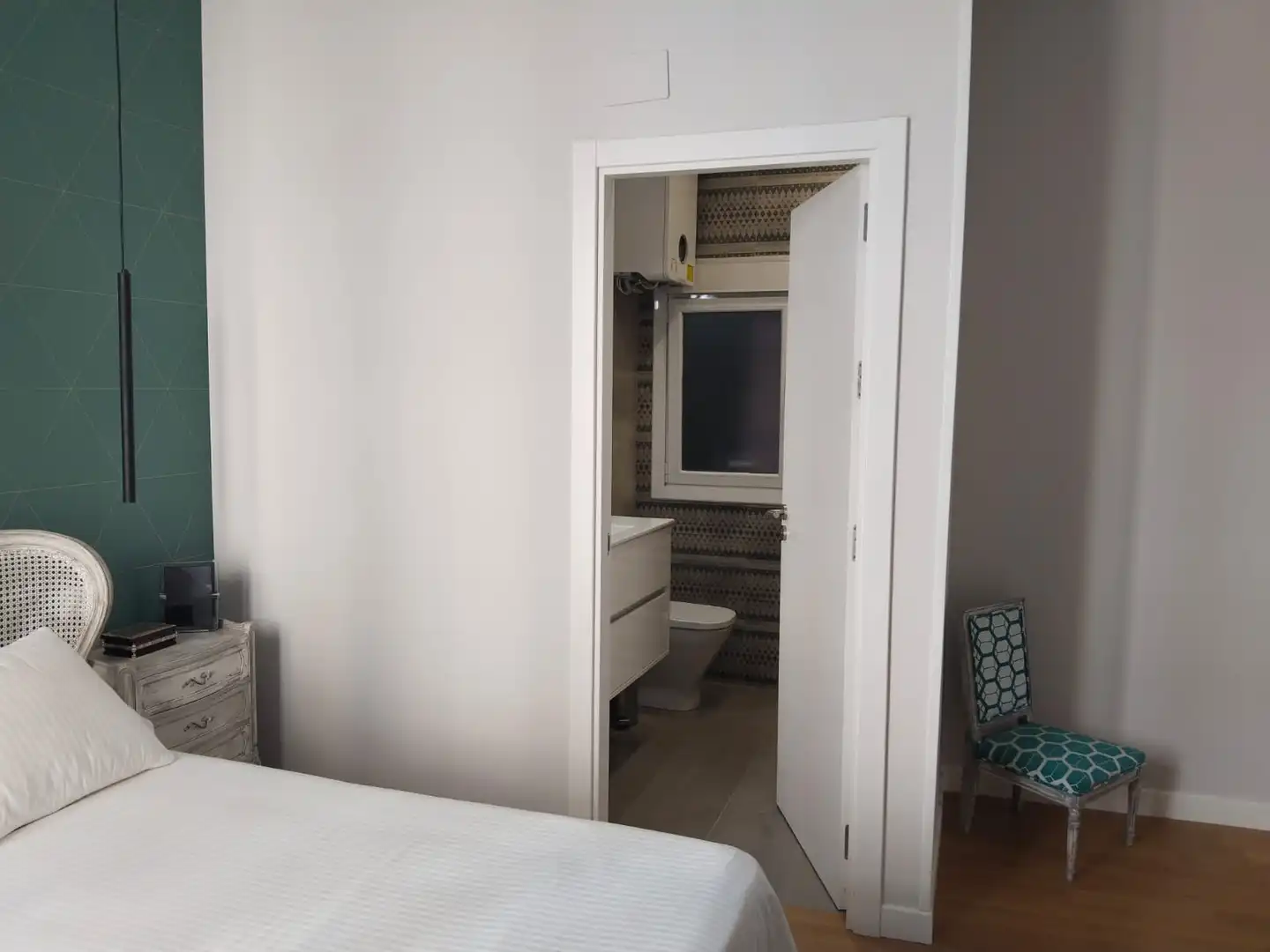 Bedroom of Flat for rent in Donostia - San Sebastián   with Heating and Furnished