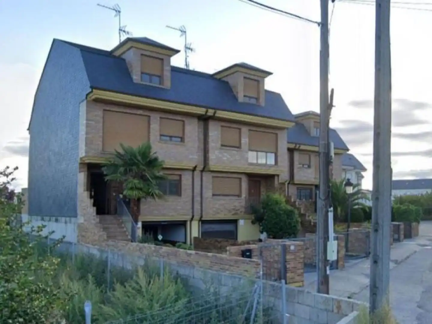 Exterior view of Houses for sale in Ponferrada
