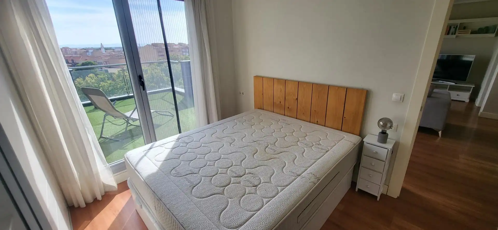 Attic for rent in Feria