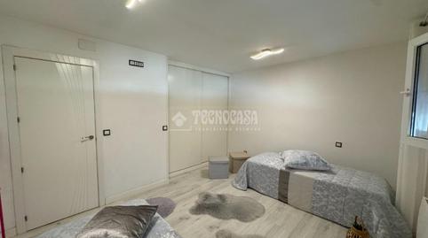 Photo 3 of Single-family semi-detached for sale in Orcasitas, Madrid