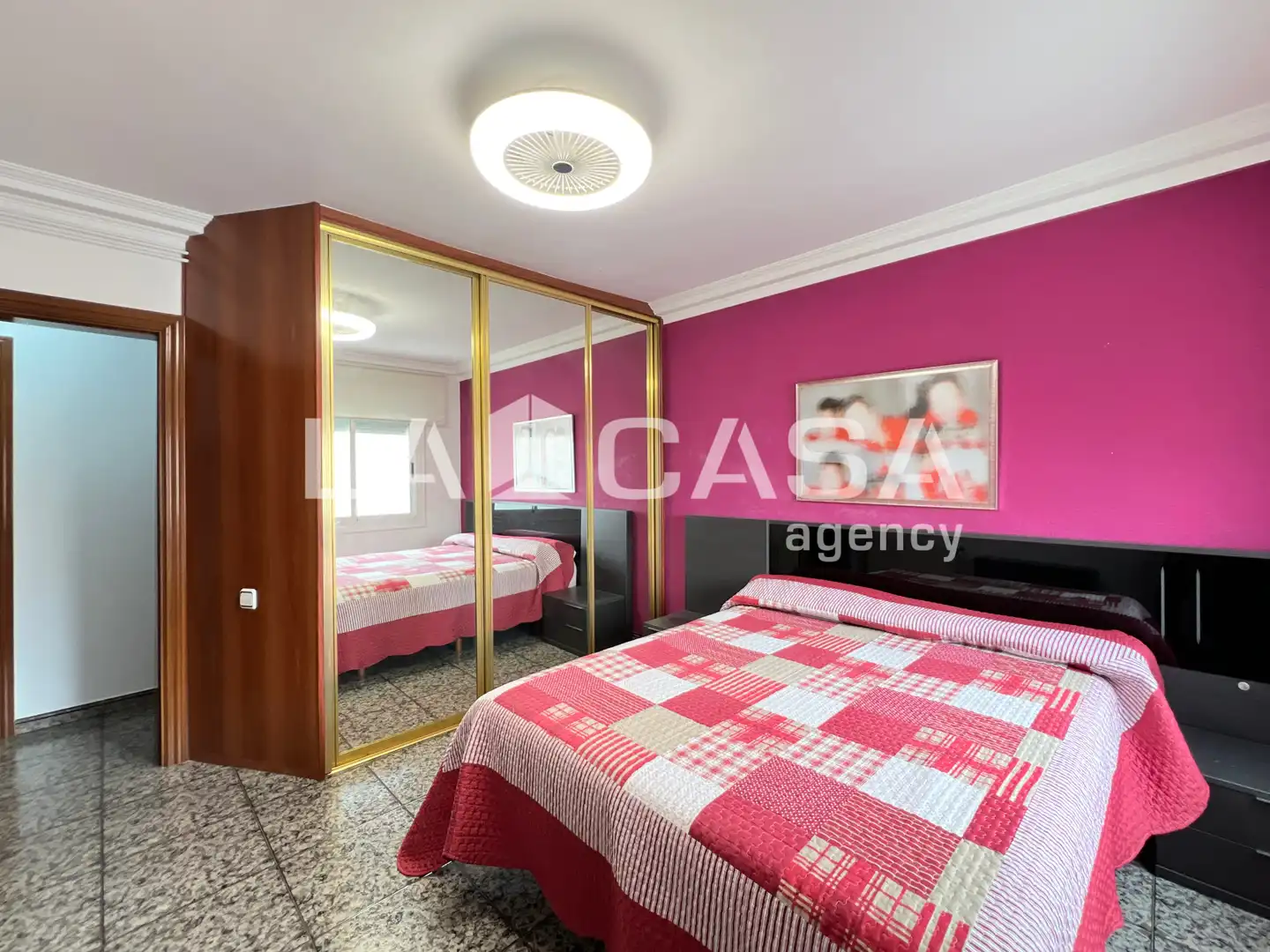 Habitación de Casa o chalet en venta en Badalona con Calefacción y Terraza