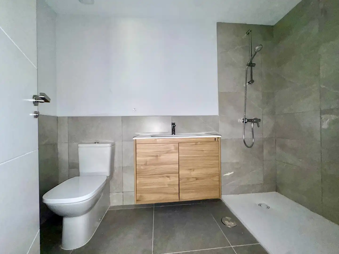 Baño de Planta baja en venta en Mijas con Aire acondicionado, Terraza y Piscina