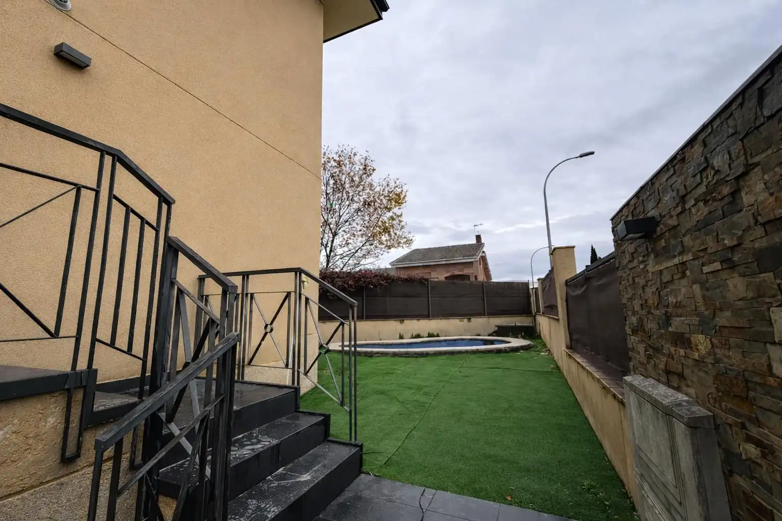 Jardín de Casa o chalet en venta en Madrid con Jardín privado, Terraza y Piscina