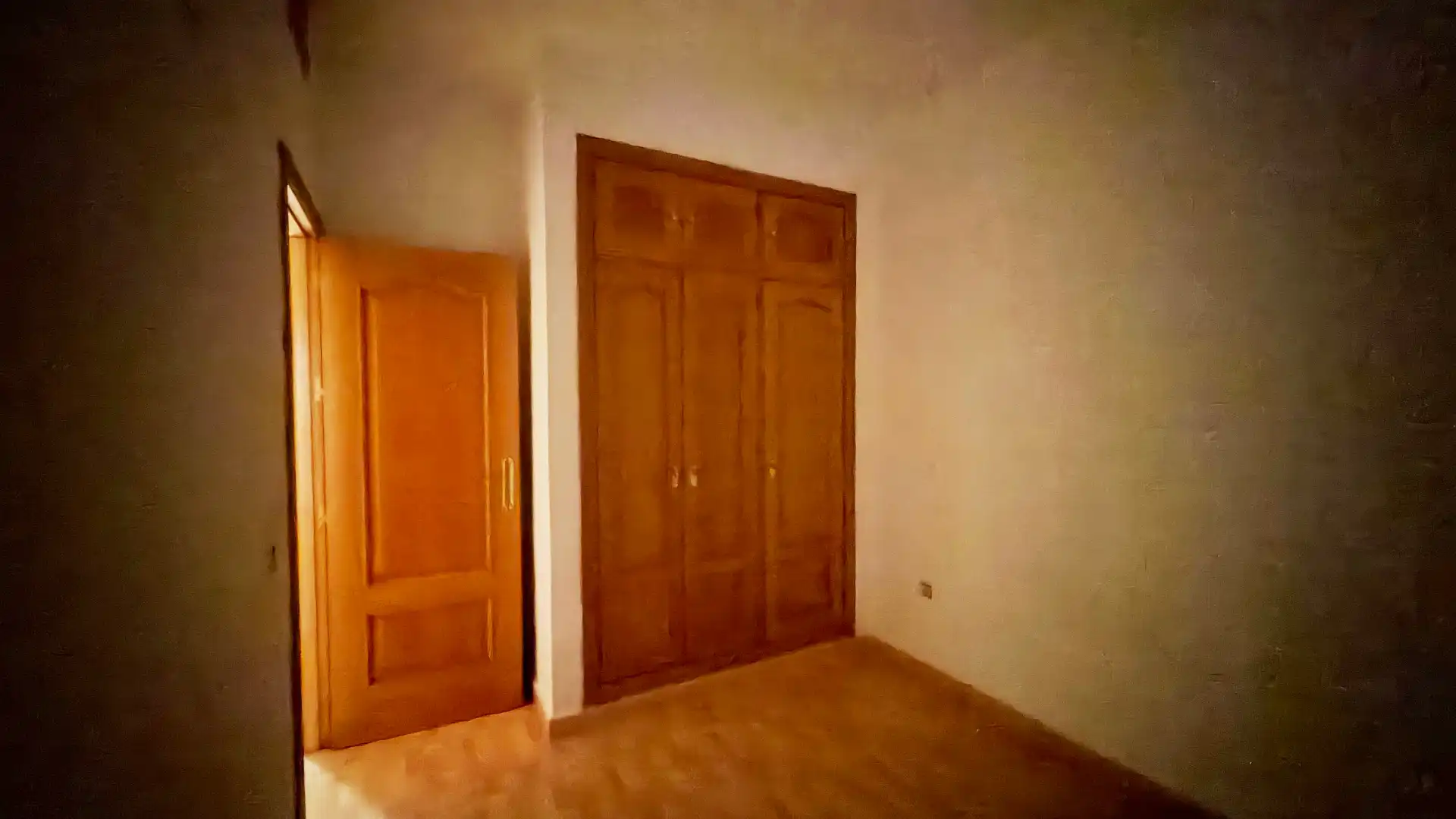 Habitación de Local en venta en Fuengirola