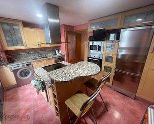 Kitchen of Flat for sale in Zamora Capital   with Heating, Parquet flooring and Terrace