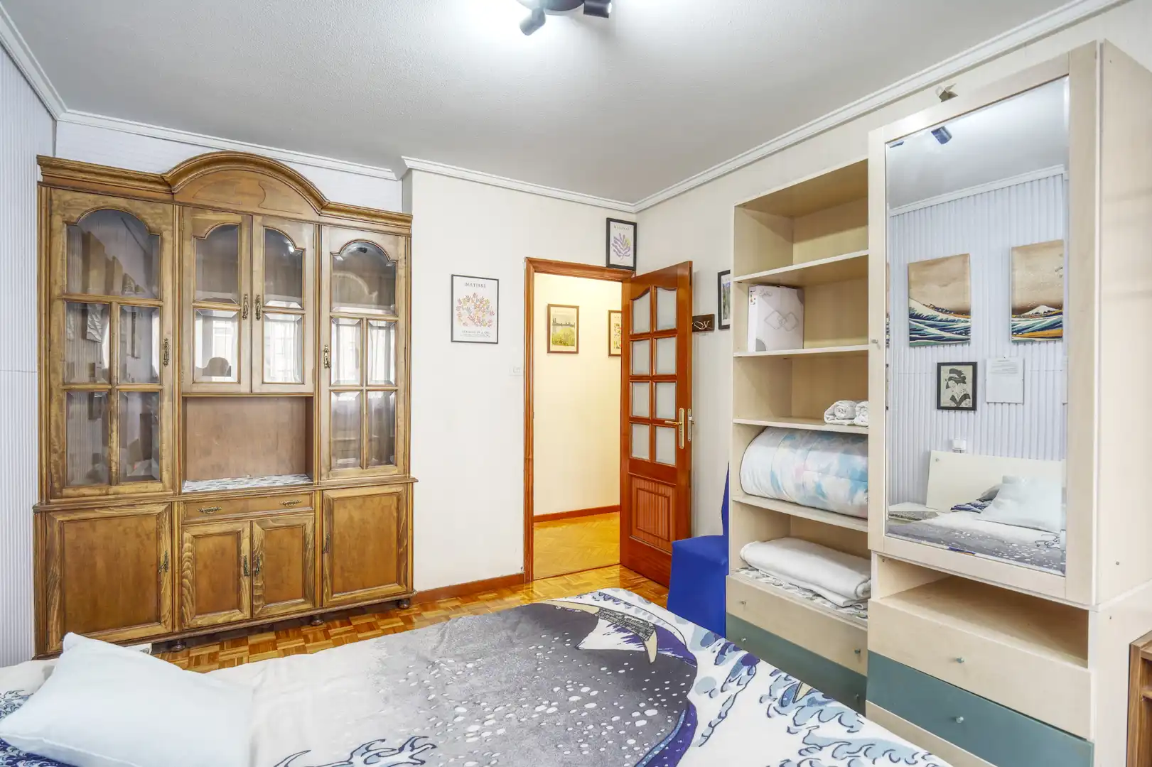 Habitación de Piso en venta en A Coruña Capital  con Calefacción, Parquet y Amueblado