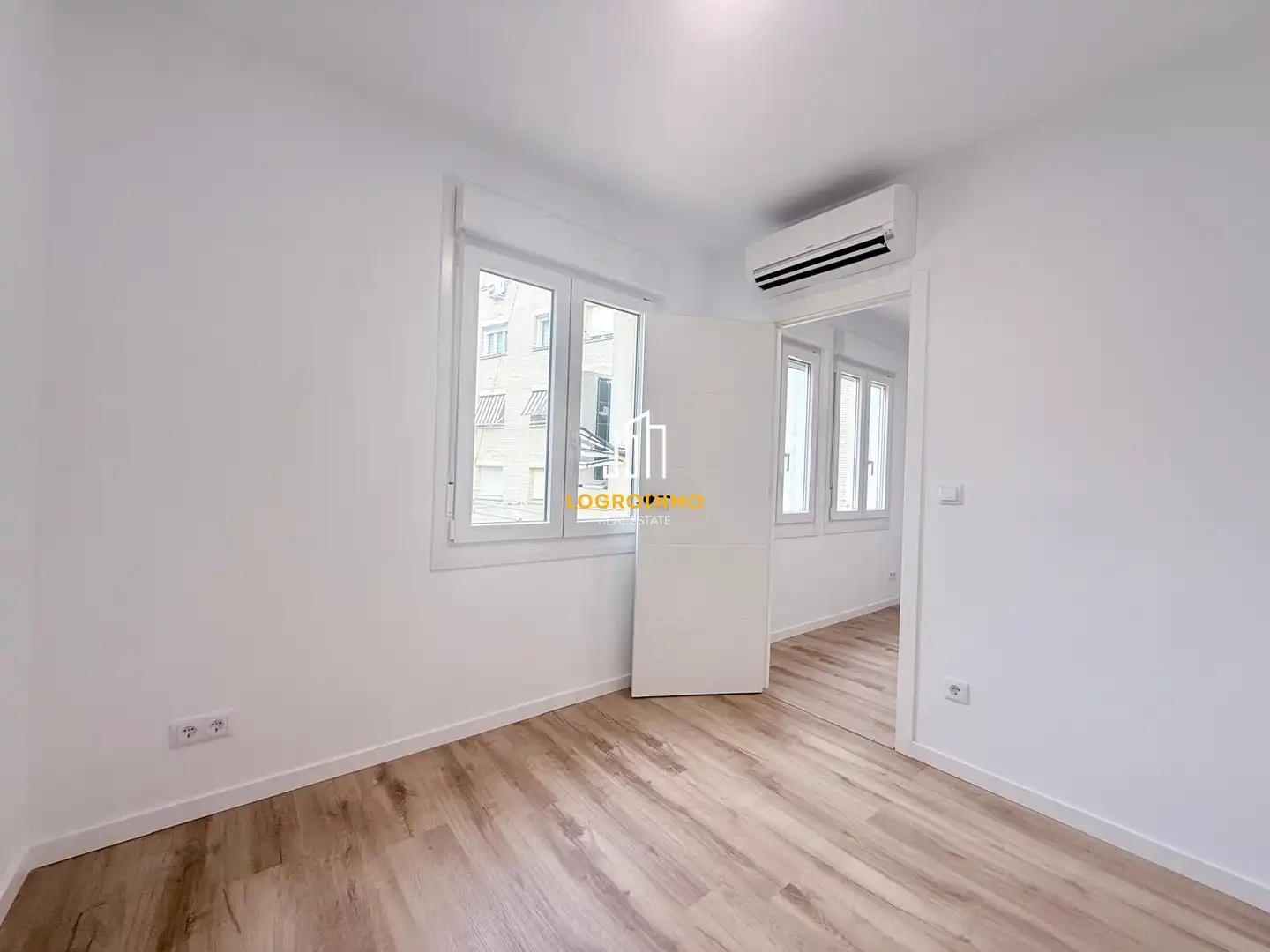 Habitación de Piso en venta en  Logroño con Aire acondicionado, Calefacción y Parquet