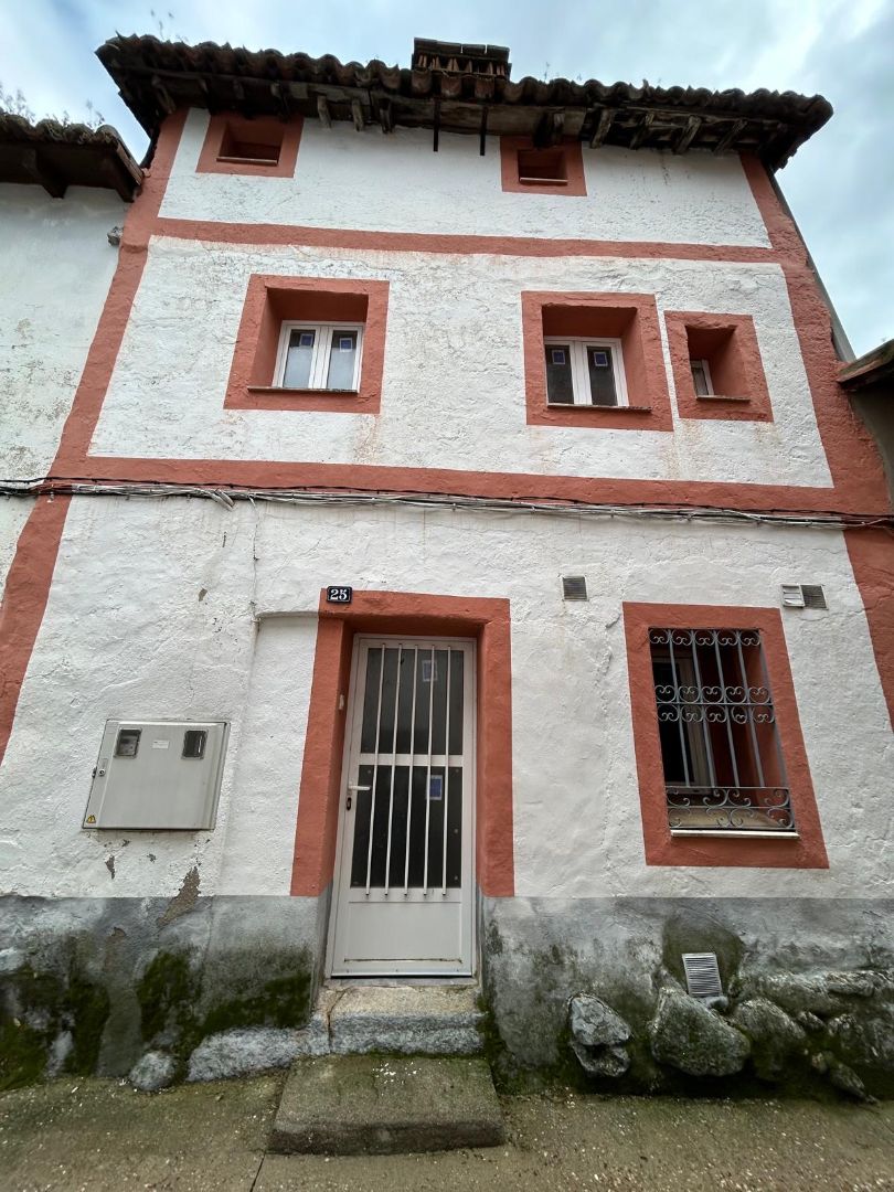 Vista exterior de Casa o xalet en venda en Poyales del Hoyo