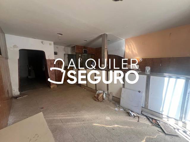 Local comercial en Alquiler en Plaza Sisenando en Puerta del Ángel