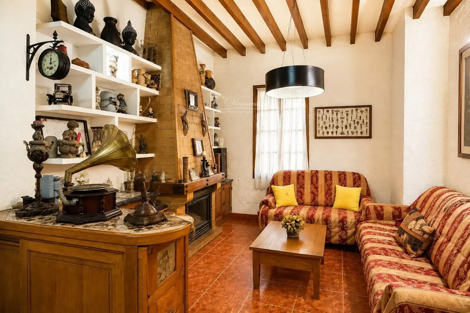 Sala d'estar de Casa adosada en venda en Sa Pobla amb Calefacció, Terrassa i Alarma