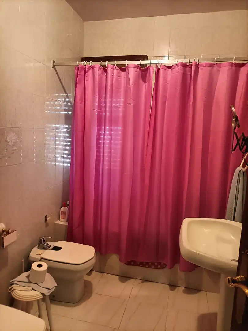 Baño de Casa o chalet en venta en Manzaneque con Aire acondicionado, Calefacción y Amueblado