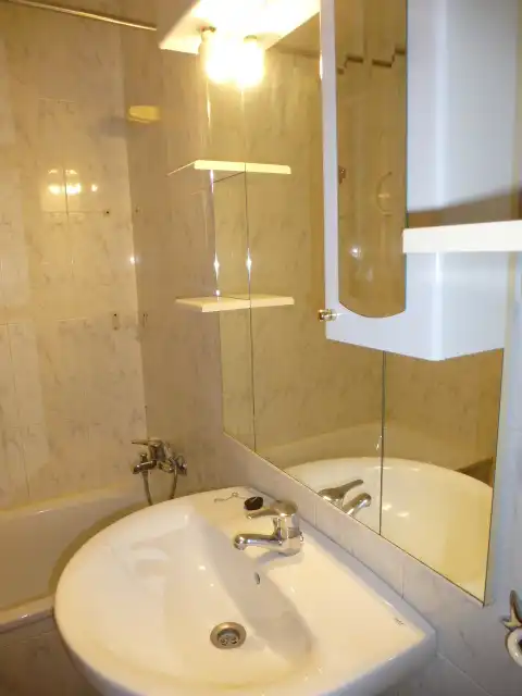 Baño de Piso de alquiler en Murcia con Aire acondicionado, Amueblado y Horno