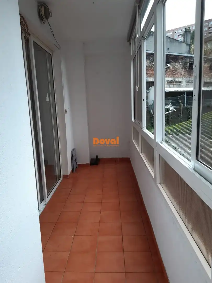Terraza de Piso de alquiler en Vigo  con Calefacción, Amueblado y Balcón