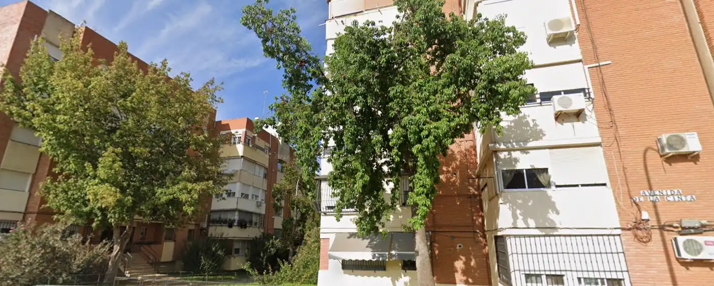 Außenansicht von Wohnung zum Verkauf in Huelva mit Terrasse