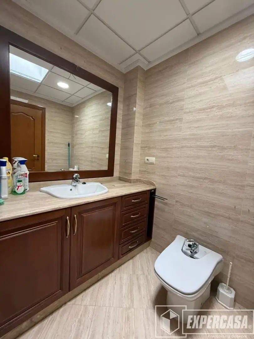 Baño de Casa o chalet de alquiler en Picassent con Calefacción, Terraza y Trastero