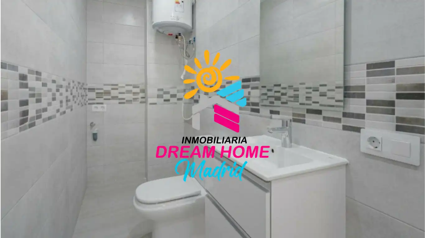 Baño de Piso en venta en Arona con Calefacción, Terraza y Lavadora