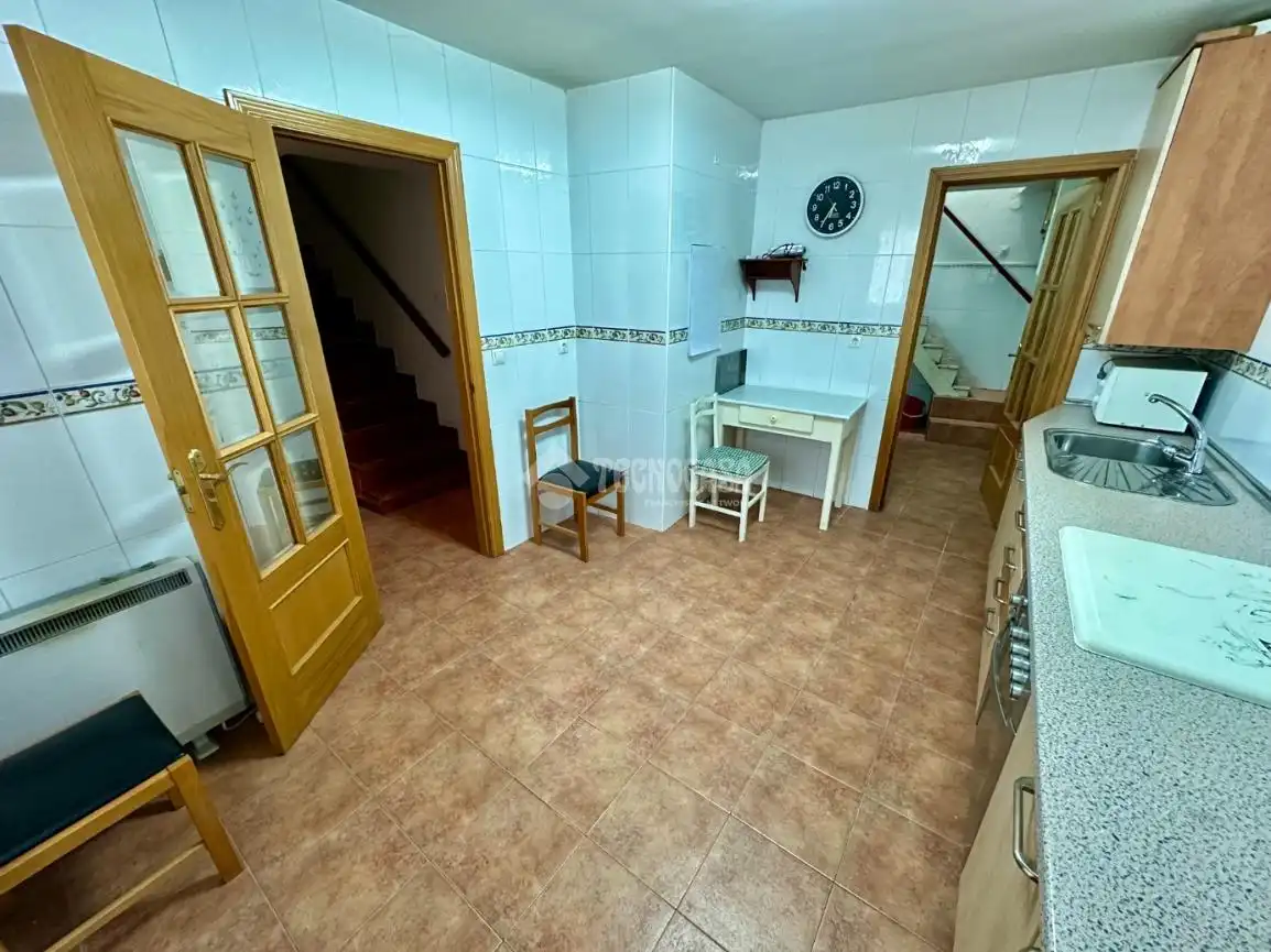 Detached homes for sale in Marchamalo  with Heating