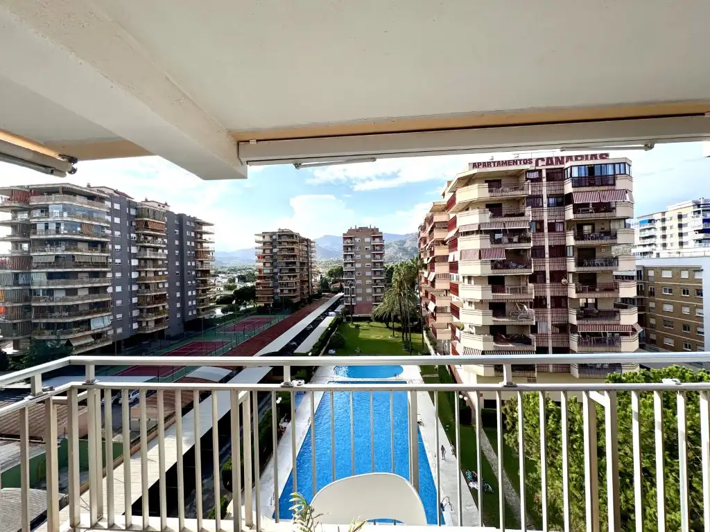 Habitación de Apartamento de alquiler en Benicasim / Benicàssim con Terraza, Amueblado y Horno