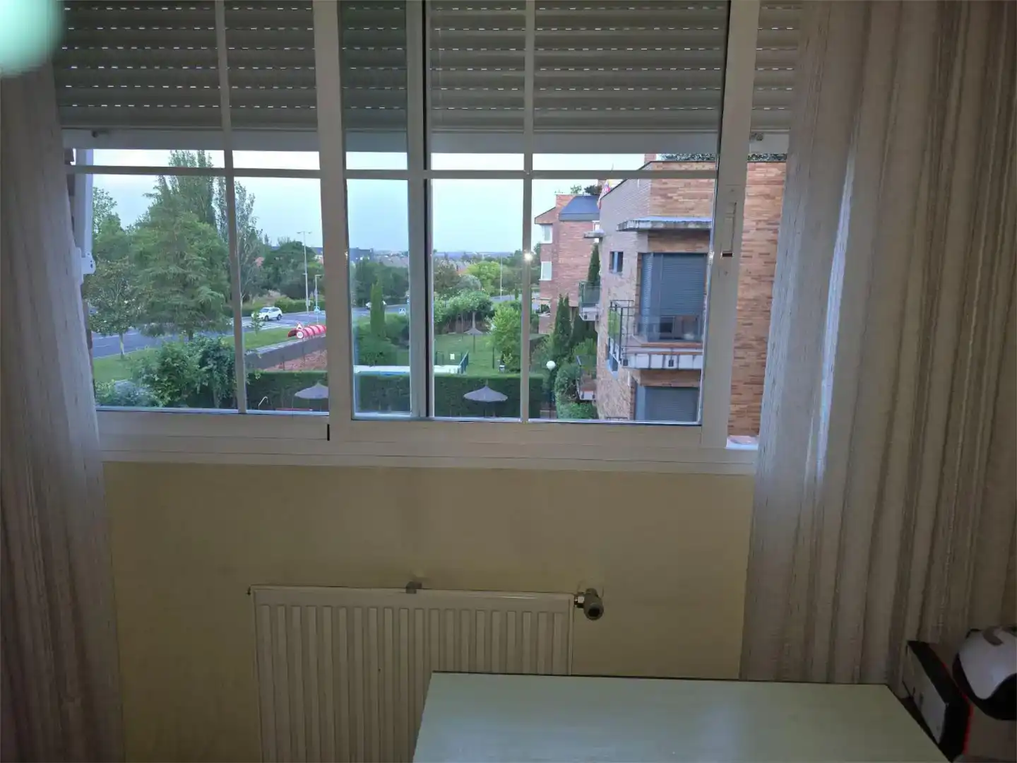 Dormitori de Pis per a compartir en Pozuelo de Alarcón amb Aire condicionat, Parquet i Piscina