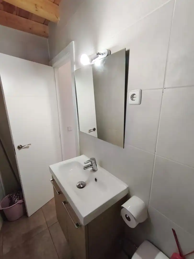 Badezimmer von Wohnungen zur Miete in Madrid mit Heizung und Terrasse