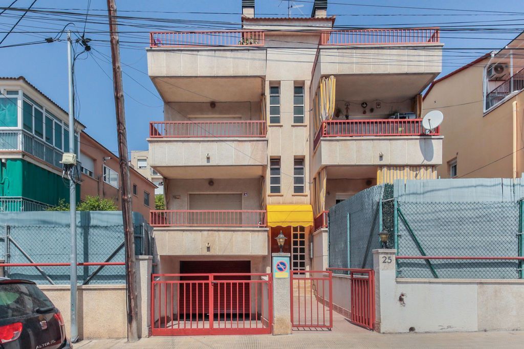 Exterior view of Flat for sale in Calafell  with Heating and Balcony