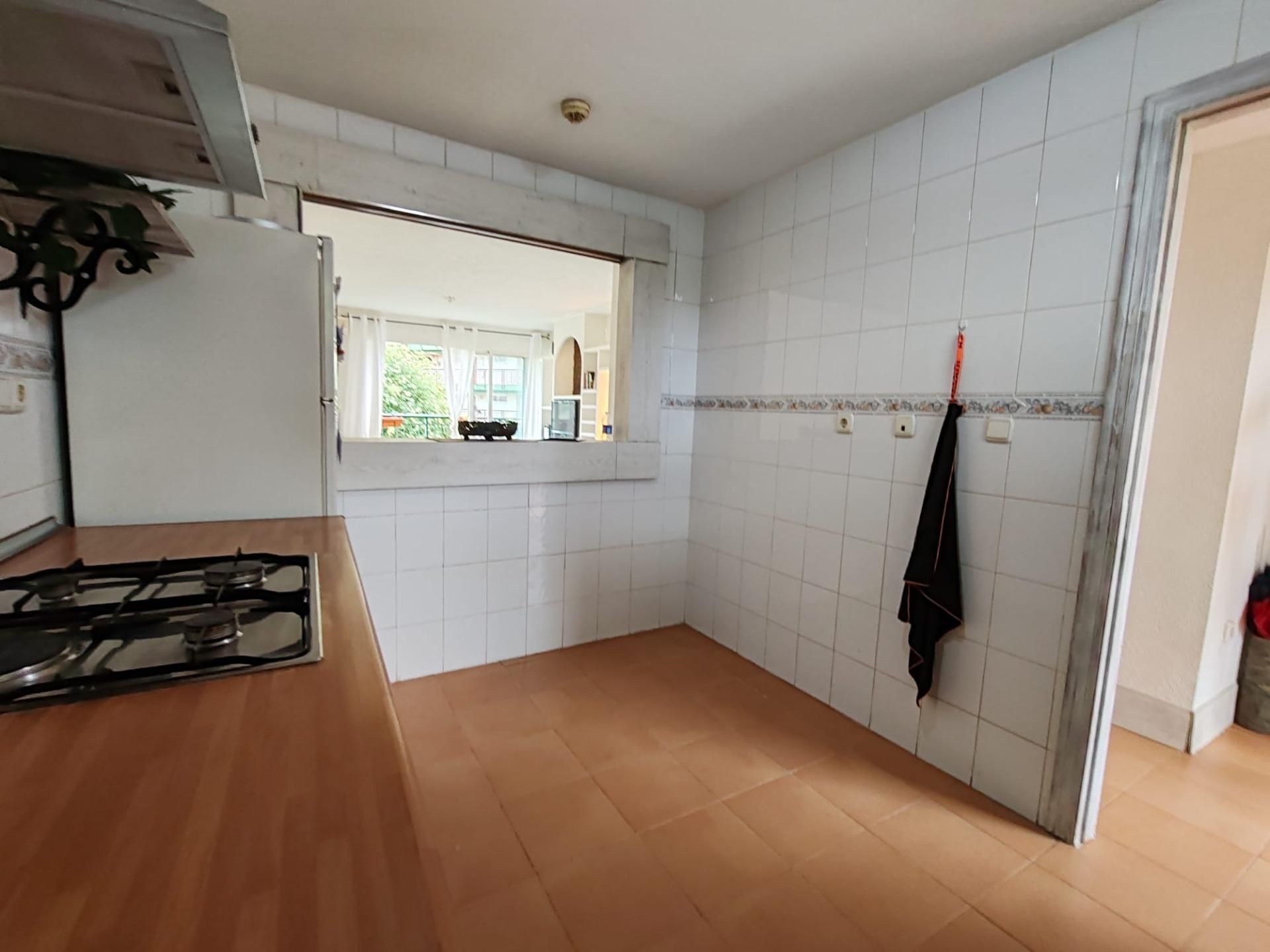 Kitchen of Flat for sale in L'Alfàs del Pi  with Air Conditioner, Heating and Private garden