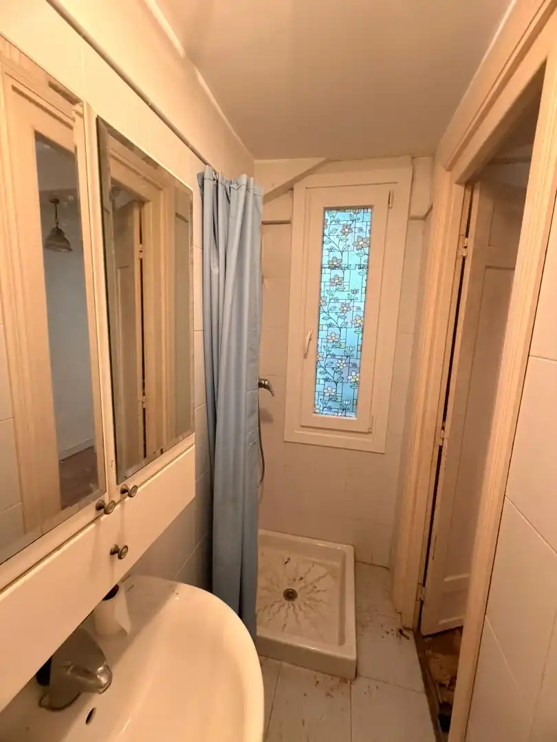 Bathroom of Flat for sale in Bilbao   with Storage room and Balcony