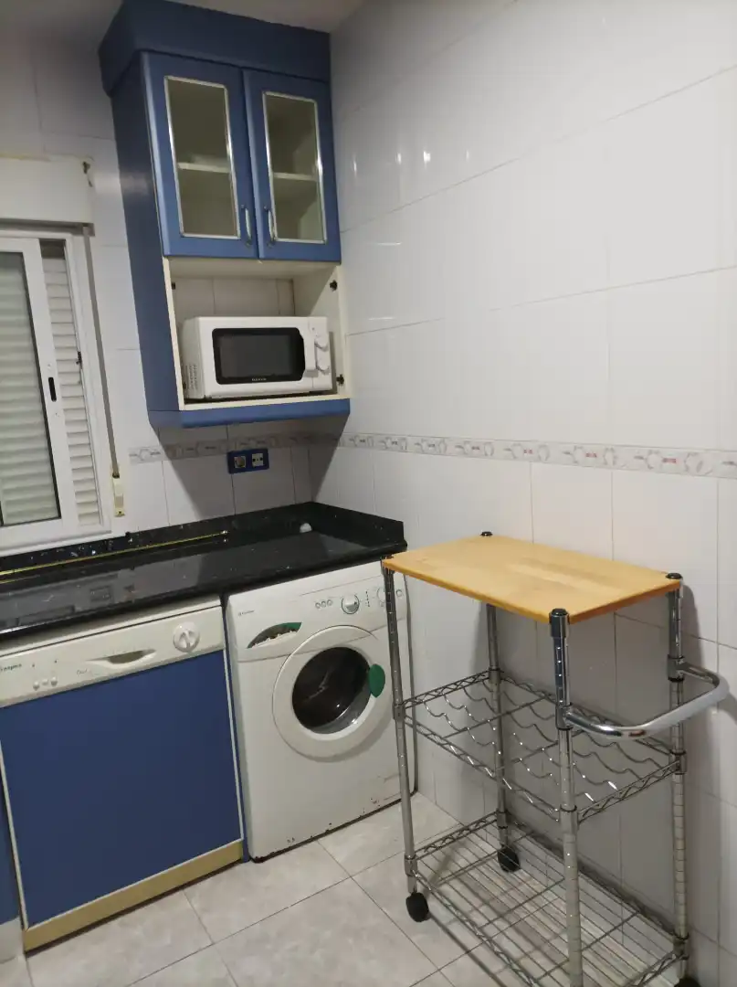 Flat for rent in Calle Tantín, Centro - Ayuntamiento