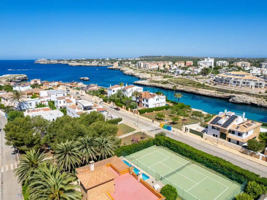 Vista exterior de Casa o xalet en venda en Ciutadella de Menorca