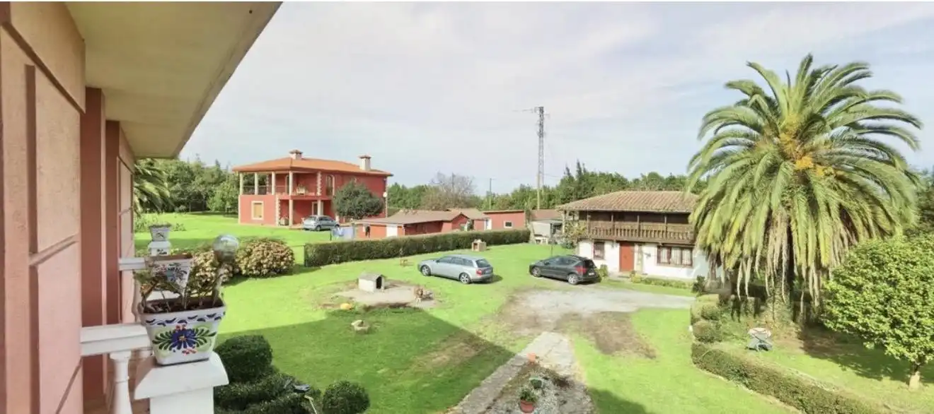 Vista exterior de Finca rústica en venta en Gijón  con Calefacción y Jardín privado