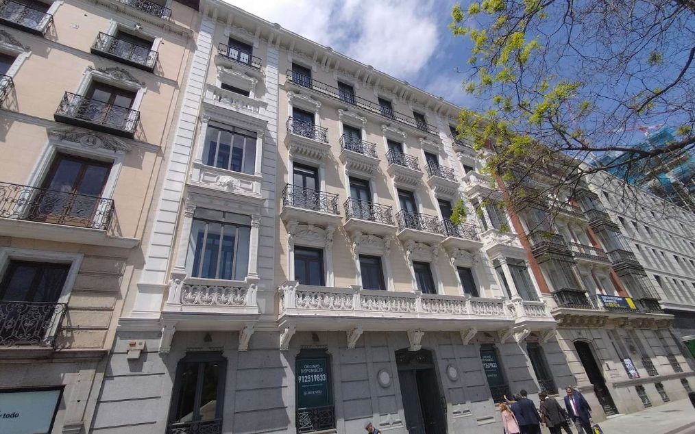 Außenansicht von Gebaude zur Miete in  Madrid Capital